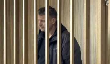 Тюменца, убившего бывшую жену во дворе дома №36 на улице Олимпийской, заключили под стражу