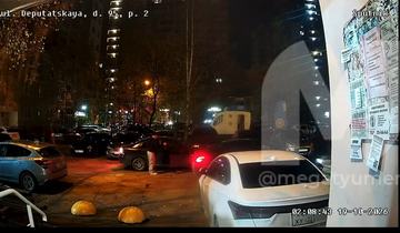 Скриншот записи с камеры видеонаблюдения на улице Депутатской, где вечером  октября была стрельба