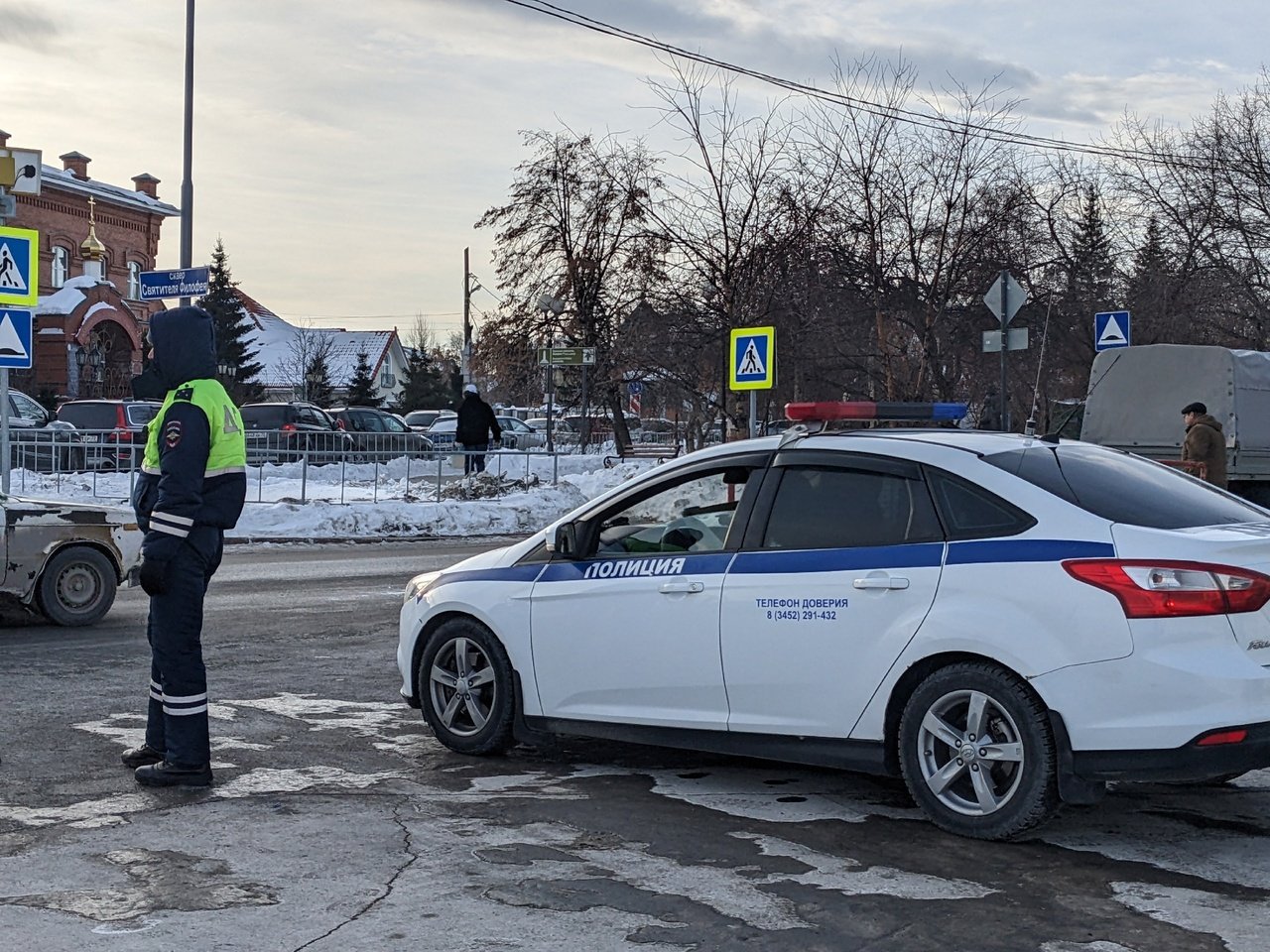 Госавтоинспекция Тюменской области напоминает родителям о важности  автокресел для перевозки детей МегаТюмень