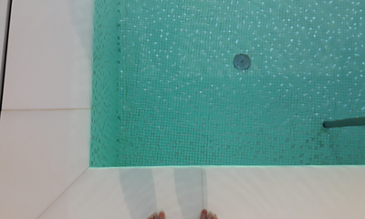 бассейн_ноги