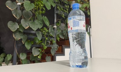 Вода пластиковая бутылка Труханович