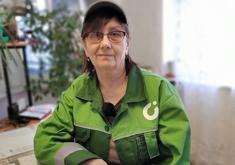 photo_5285012100625404811_y